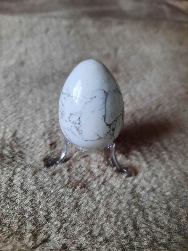 Œuf de howlite